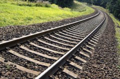 На участке Северо-Кавказской железной дороги погибли две девушки