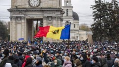 На митинге оппозиции в Кишиневе начались задержания