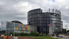 Захарова назвала Европарламент спонсором идиотизма