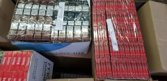 Серийные воры за минуту украли табак на 200 тысяч рублей в Подмосковье