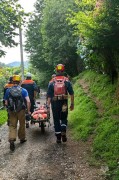 Спасатели помогли сочинке, сломавшей ногу на экотропе &laquo;Ажек&raquo; в горах Сочи