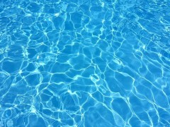 В Черкесске в бассейне утонул шестилетний ребенок