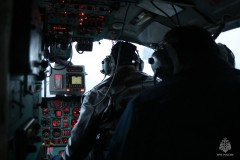 В Сочи вертолетом МЧС спасатели эвакуировали с палубы сухогруза травмированного гражданина Грузии