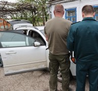 Донецкие таможенники передали изъятое авто на нужды СВО