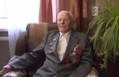 Вениамин Кондратьев поздравил с Днем Победы 105-летнего ветерана