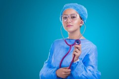 В Ростовской области спрос на медсестер и медбратьев вырос на 53%