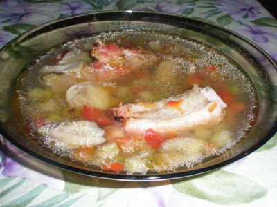 Суп с ребрышками и болгарским перцем