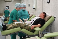 В Краснодаре сотрудники транспортного ОМОН Росгвардии стали донорами крови